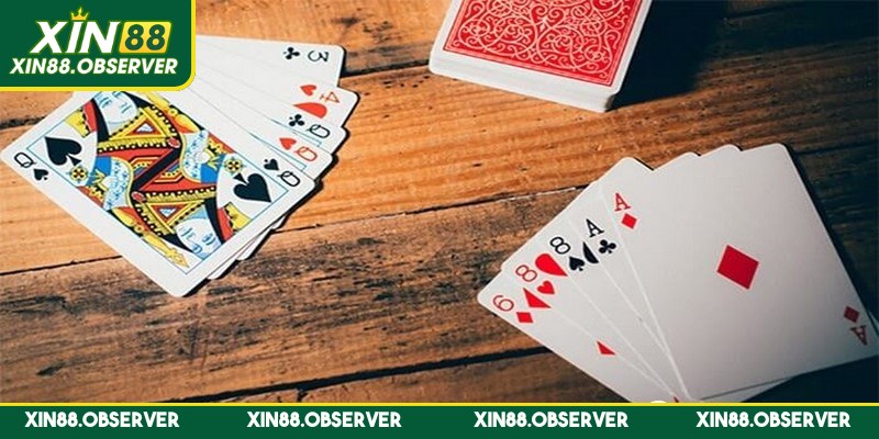 Phỏm là một hình thức đánh bài truyền thống sử dụng bộ bài Tây 52 lá