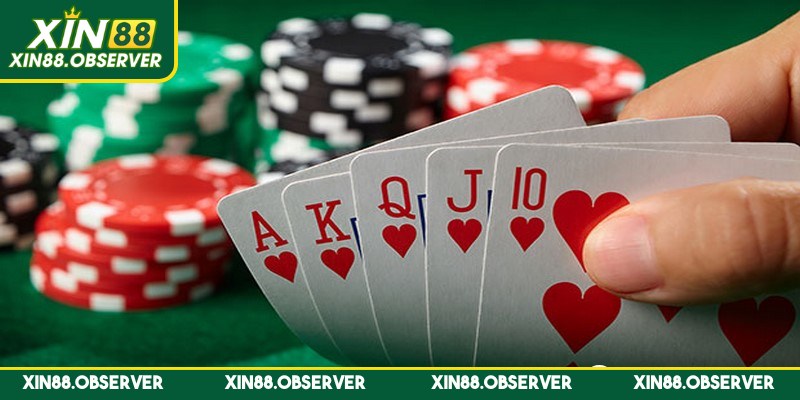 Bài Xì dách là trò chơi bài mang tính giải trí cao và thu hút nhiều người